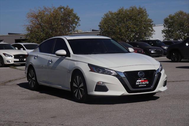 used 2022 Nissan Altima car, priced at $19,950