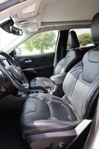 used 2020 Jeep Cherokee car, priced at $16,950