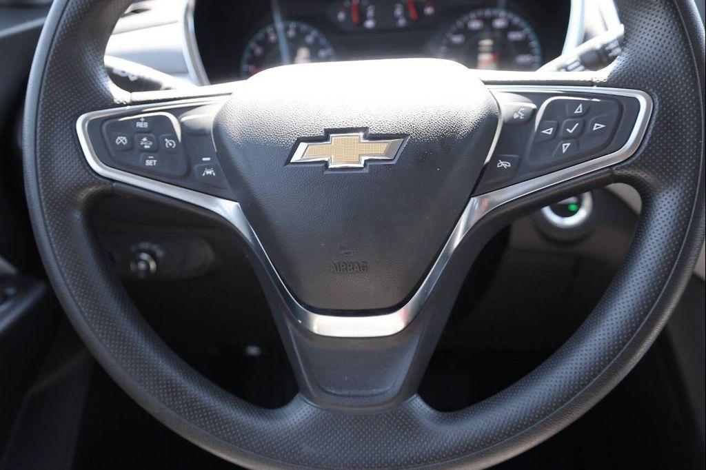 used 2024 Chevrolet Equinox car, priced at $17,950