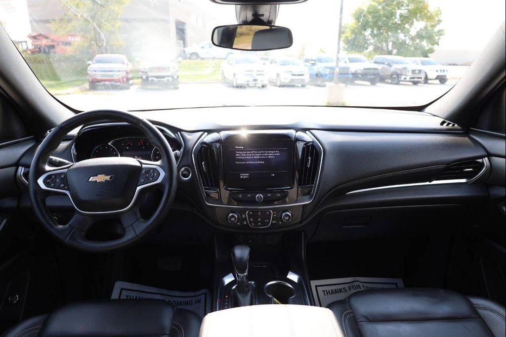 used 2023 Chevrolet Traverse car, priced at $27,950