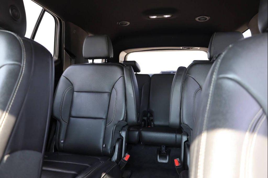 used 2023 Chevrolet Traverse car, priced at $27,950