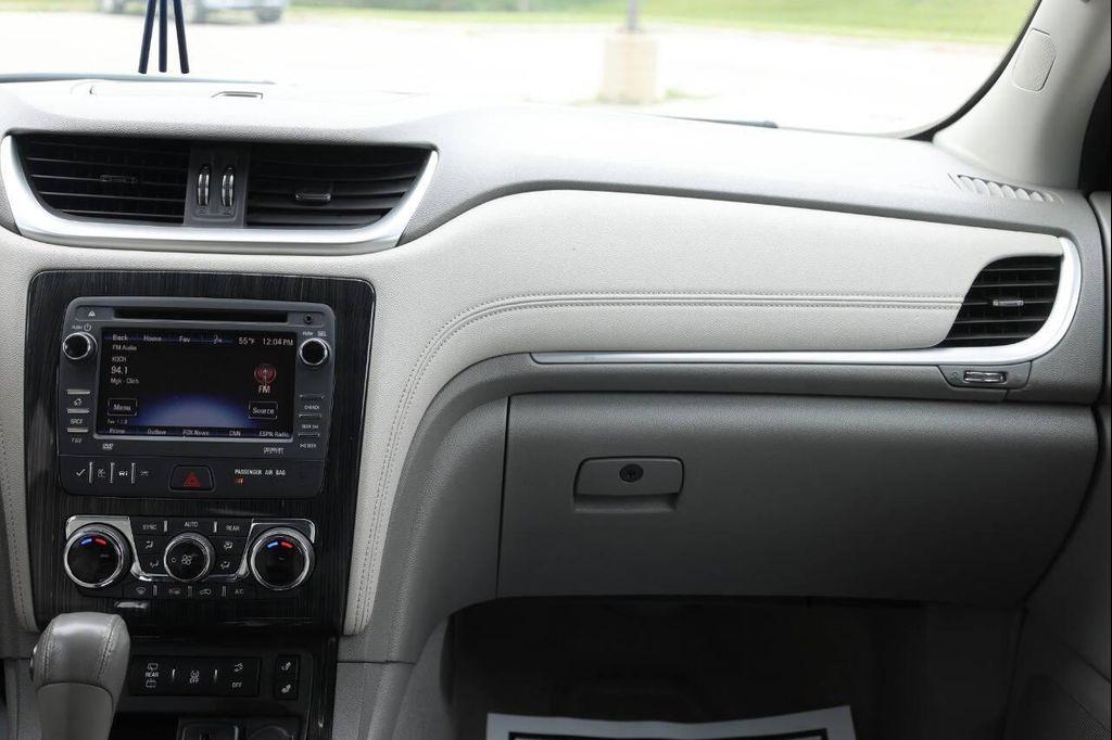 used 2015 Chevrolet Traverse car, priced at $10,950