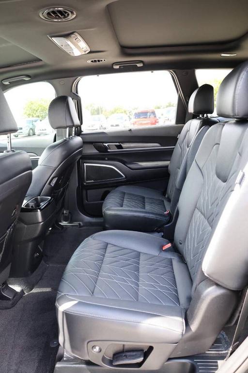 used 2023 Kia Telluride car, priced at $31,950