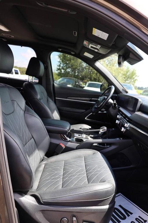 used 2023 Kia Telluride car, priced at $31,950