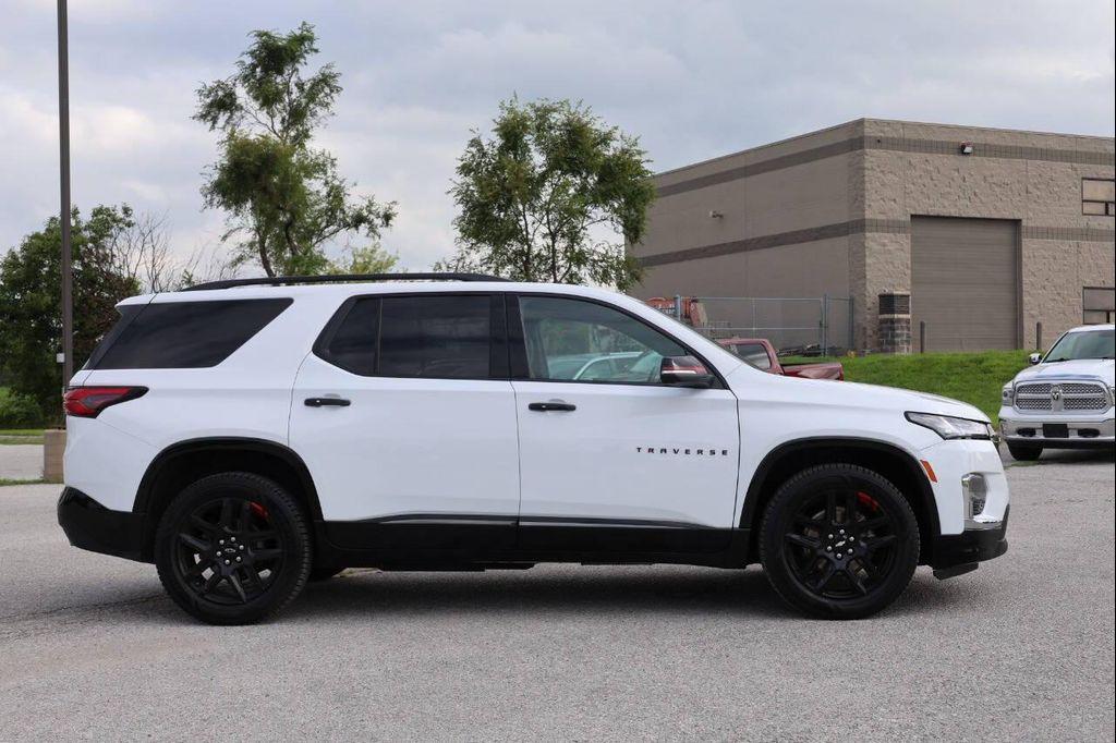used 2022 Chevrolet Traverse car, priced at $28,950