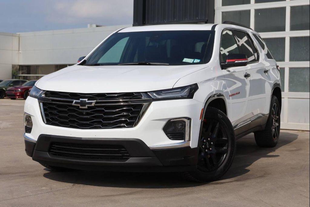 used 2022 Chevrolet Traverse car, priced at $28,950