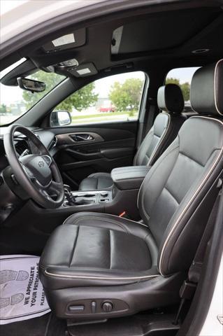 used 2022 Chevrolet Traverse car, priced at $28,950