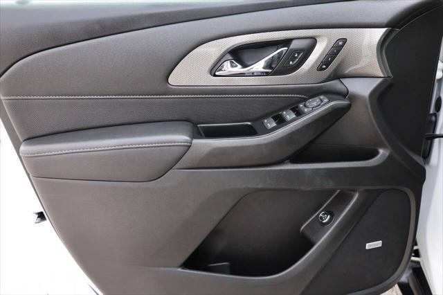 used 2022 Chevrolet Traverse car, priced at $28,950