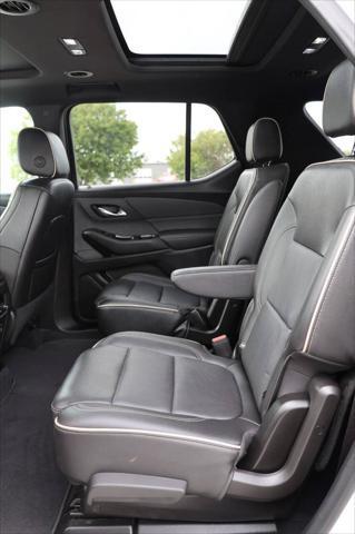 used 2022 Chevrolet Traverse car, priced at $28,950