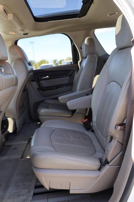 used 2015 GMC Acadia car, priced at $7,950