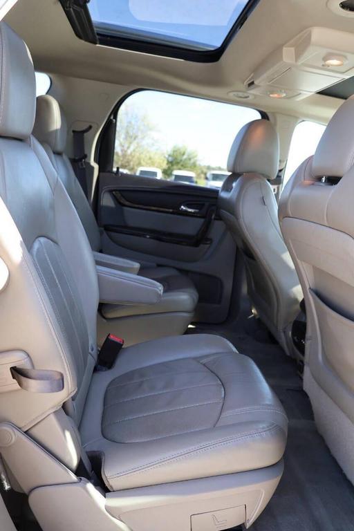 used 2015 GMC Acadia car, priced at $7,950