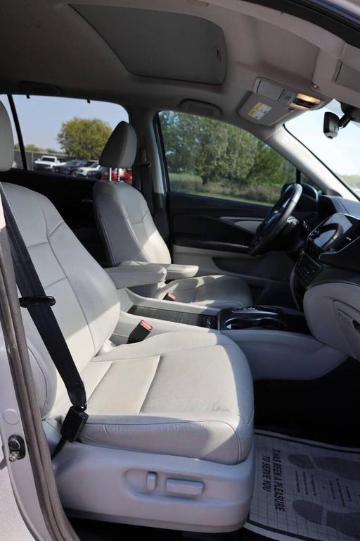 used 2021 Honda Pilot car, priced at $23,950