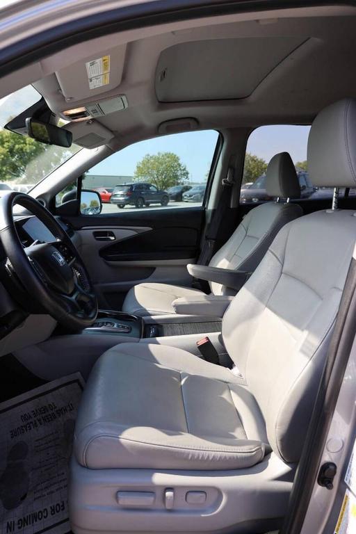 used 2021 Honda Pilot car, priced at $23,950