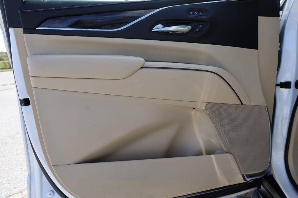 used 2022 Cadillac Escalade ESV car, priced at $64,950