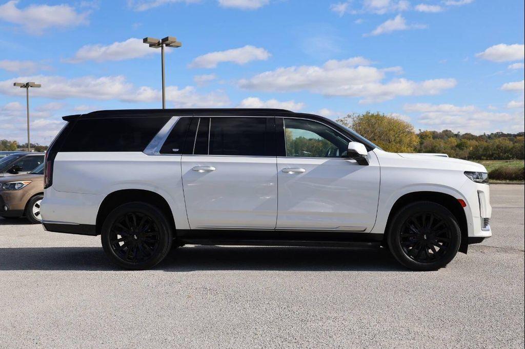 used 2022 Cadillac Escalade ESV car, priced at $64,950