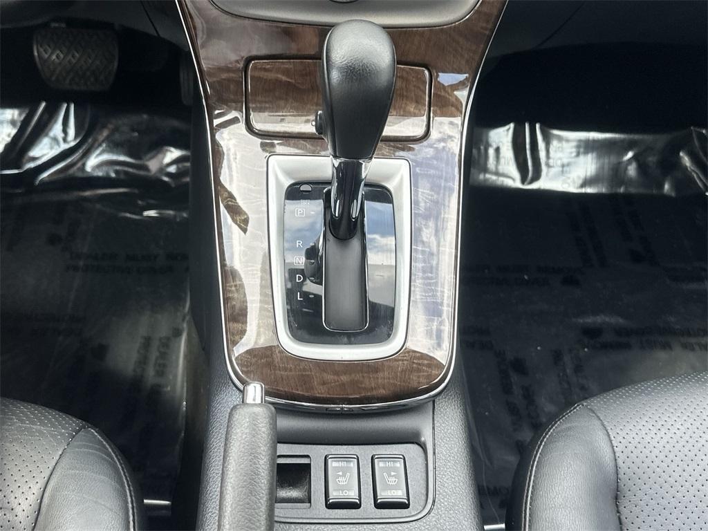 used 2013 Nissan Sentra car, priced at $5,934