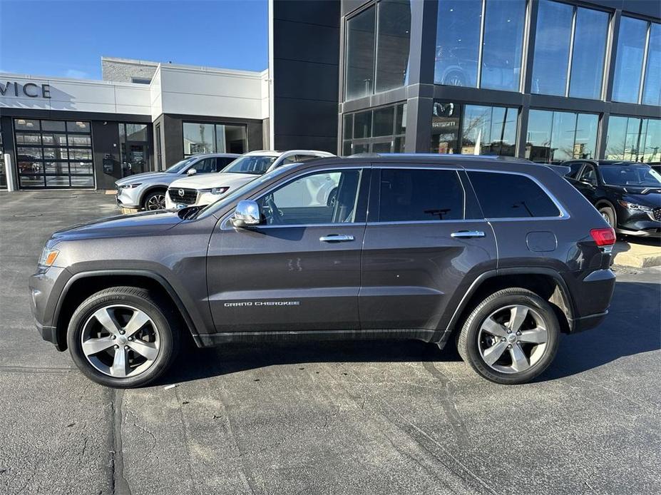used 2015 Jeep Grand Cherokee car, priced at $15,324