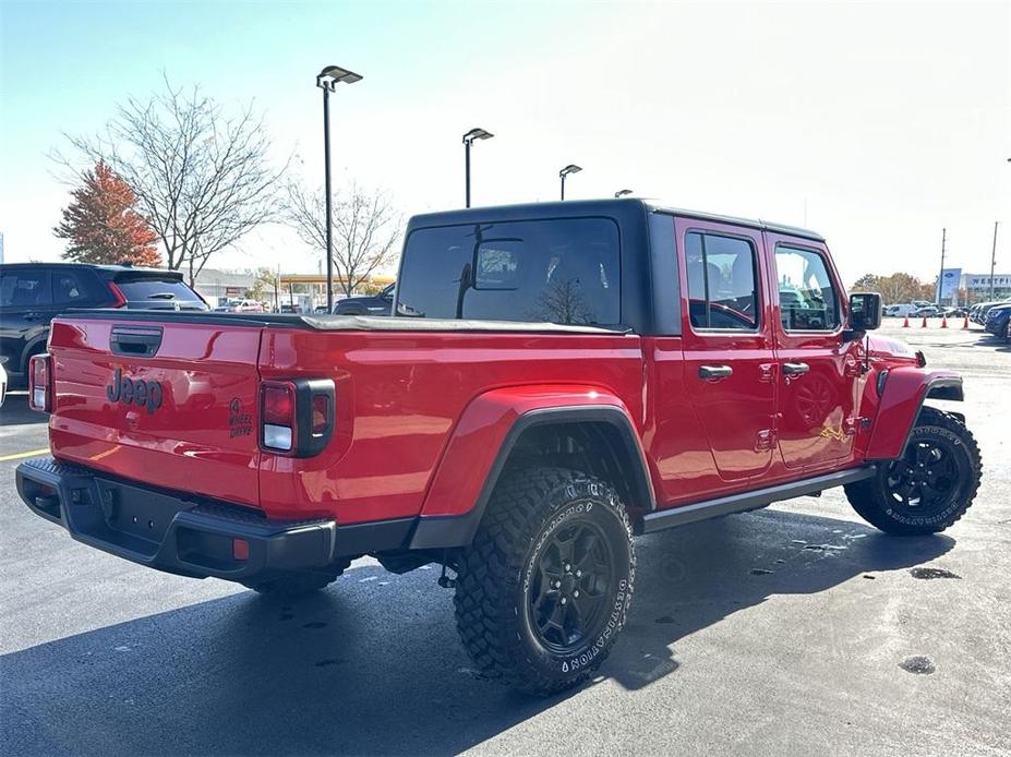 used 2022 Jeep Gladiator car, priced at $33,434