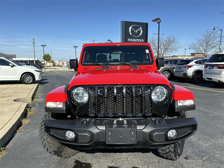 used 2022 Jeep Gladiator car, priced at $33,434