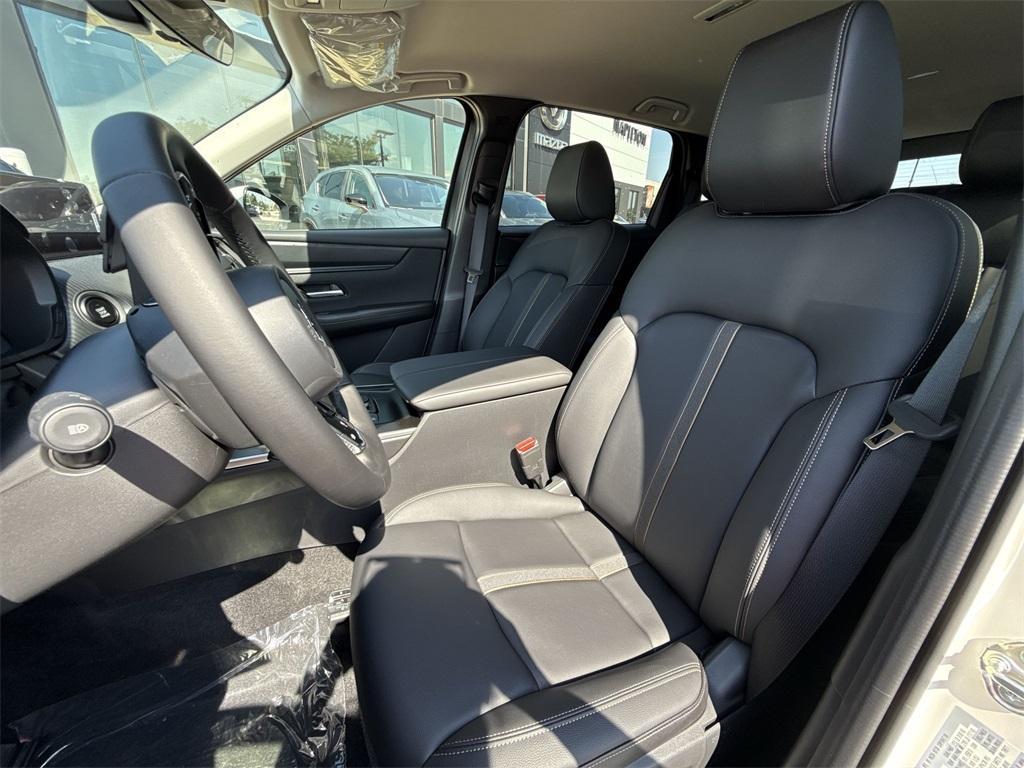 new 2025 Mazda CX-90 car, priced at $39,633