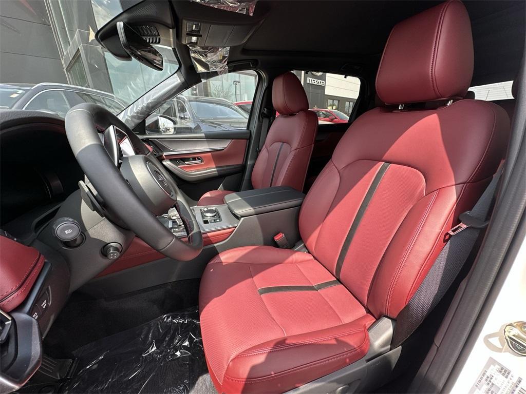 new 2025 Mazda CX-70 car, priced at $53,569
