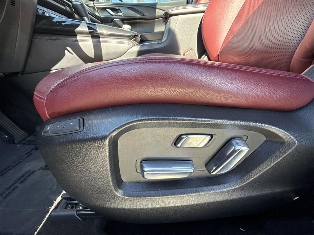 used 2022 Mazda CX-9 car, priced at $28,834