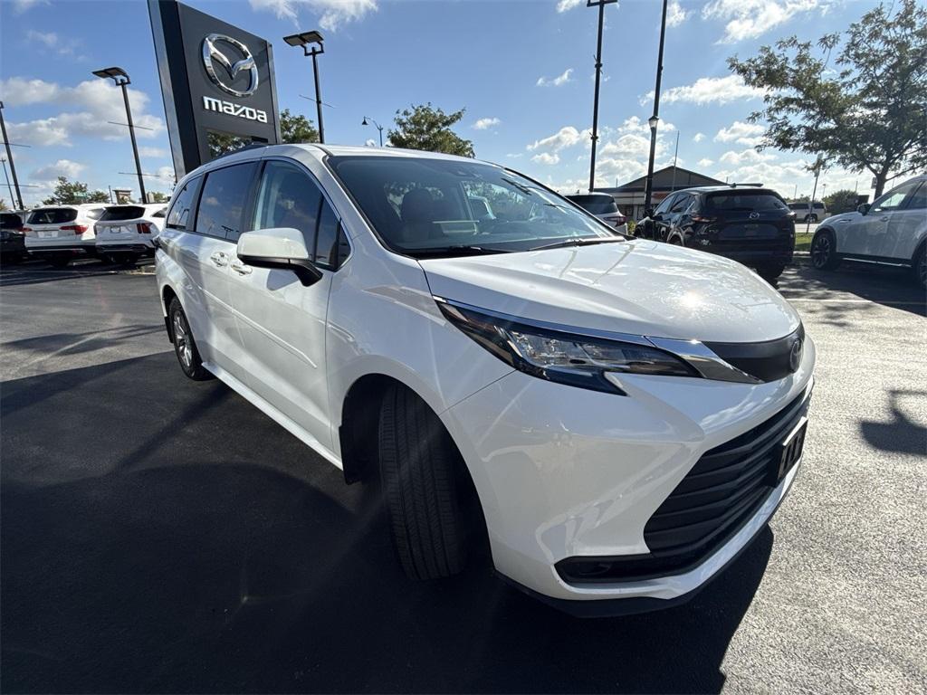used 2022 Toyota Sienna car, priced at $31,624
