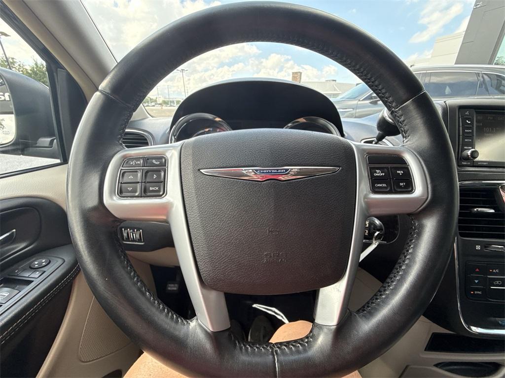used 2014 Chrysler Town & Country car, priced at $6,934