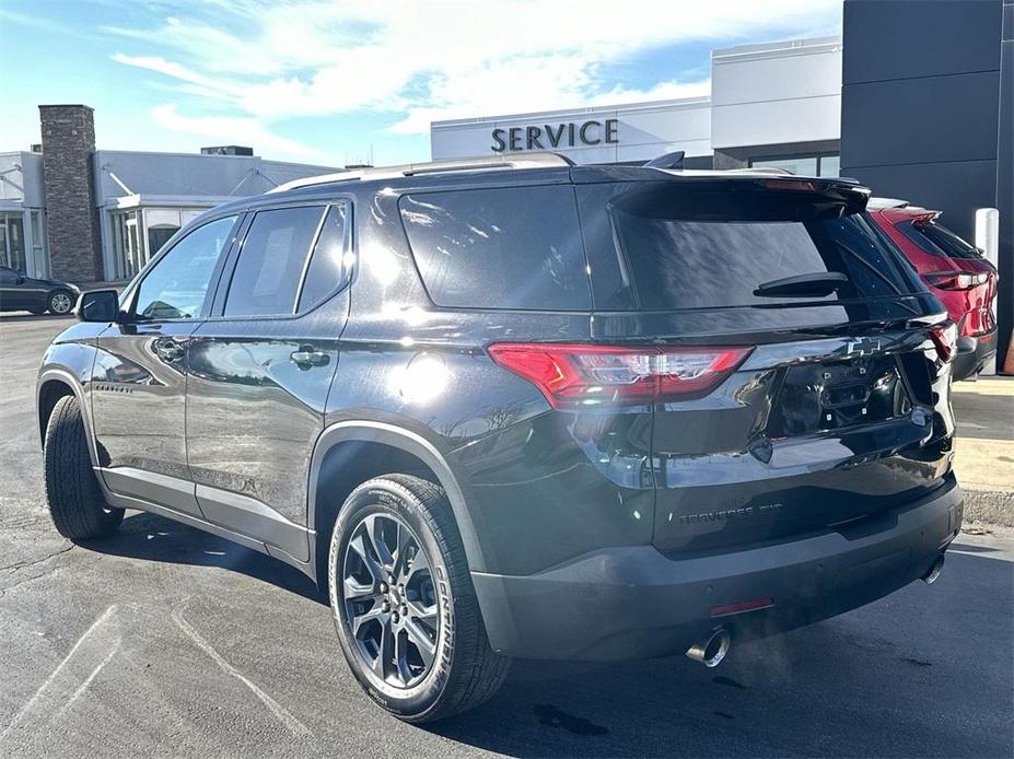 used 2021 Chevrolet Traverse car, priced at $33,324