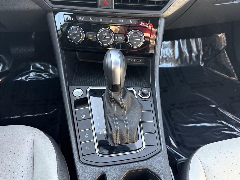 used 2021 Volkswagen Jetta car, priced at $18,624