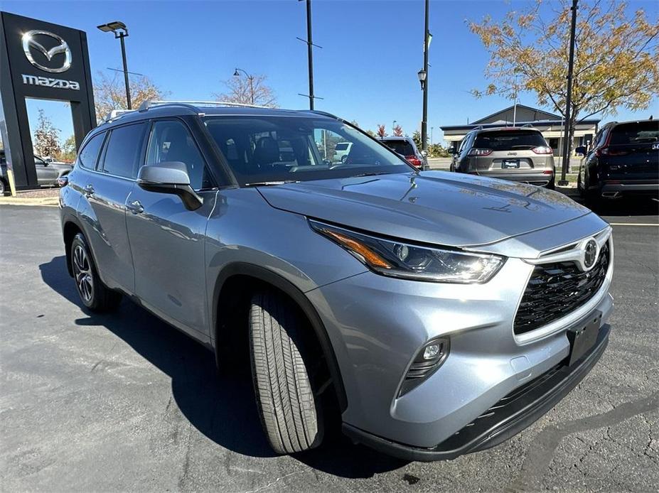 used 2021 Toyota Highlander car, priced at $27,624