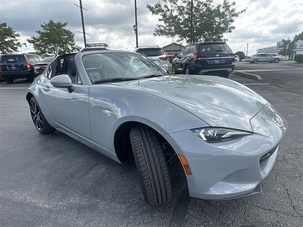 new 2025 Mazda MX-5 Miata RF car, priced at $39,405