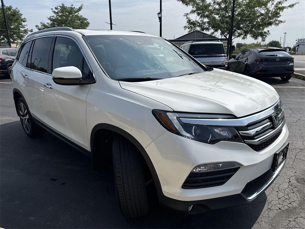 used 2016 Honda Pilot car, priced at $25,624