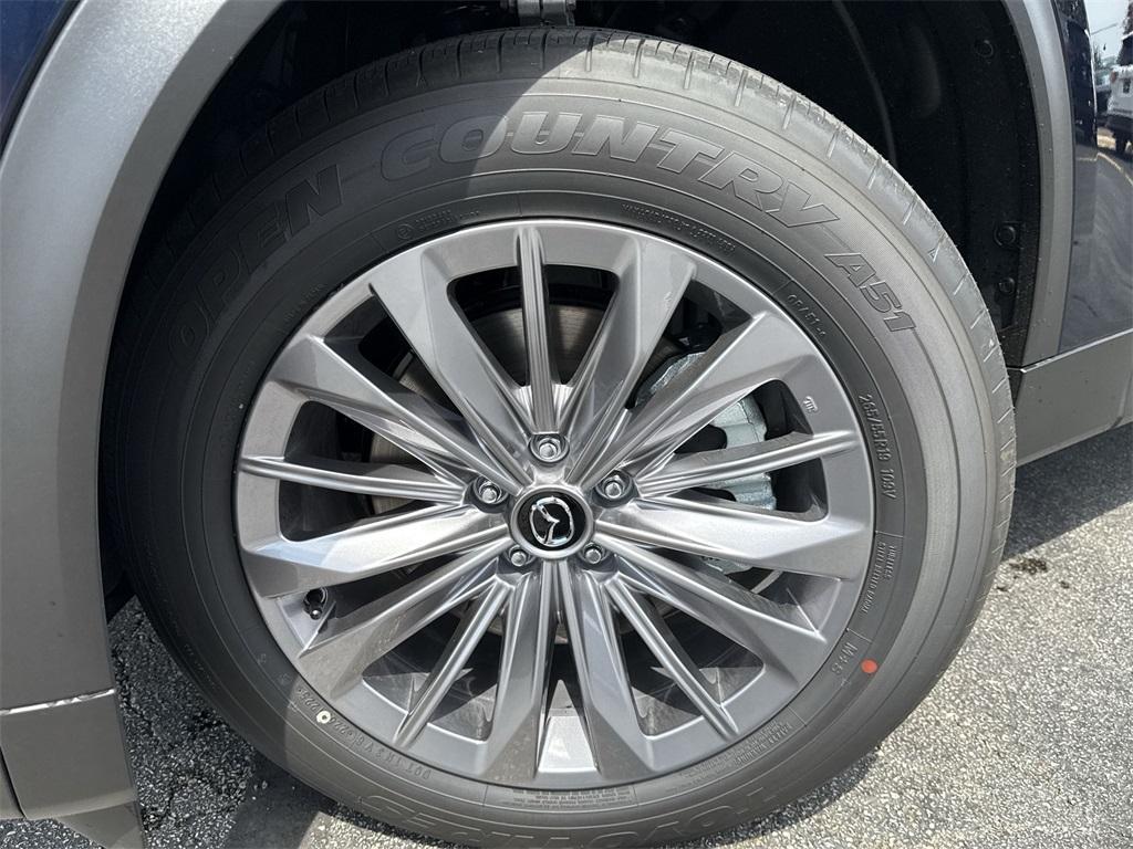 new 2025 Mazda CX-90 car, priced at $41,751