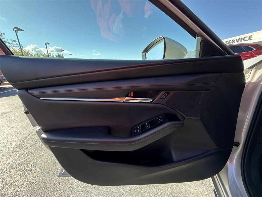 used 2025 Mazda Mazda3 car, priced at $26,524