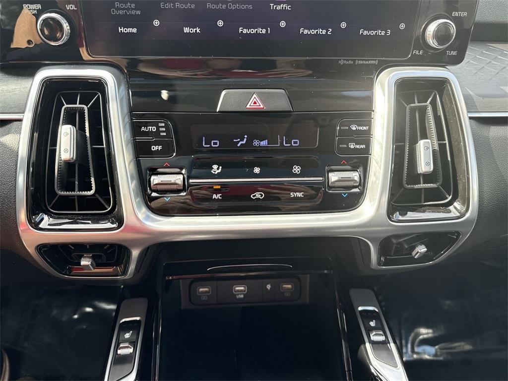 used 2023 Kia Sorento car, priced at $31,424