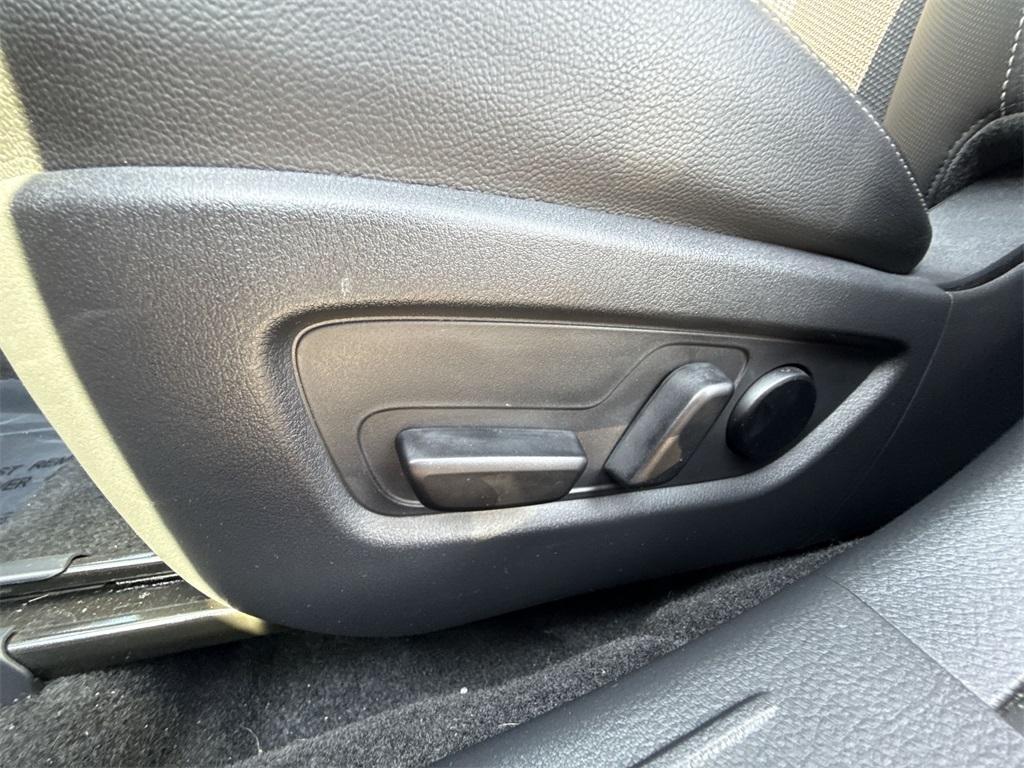 used 2025 Mazda CX-50 car, priced at $31,524