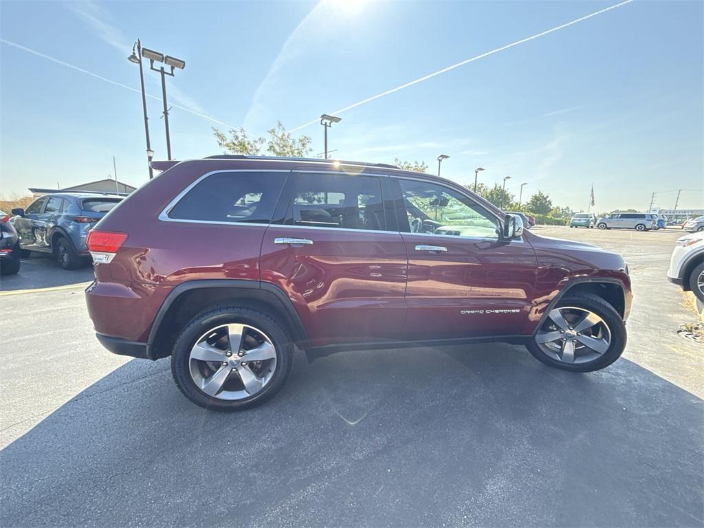 used 2016 Jeep Grand Cherokee car, priced at $13,424