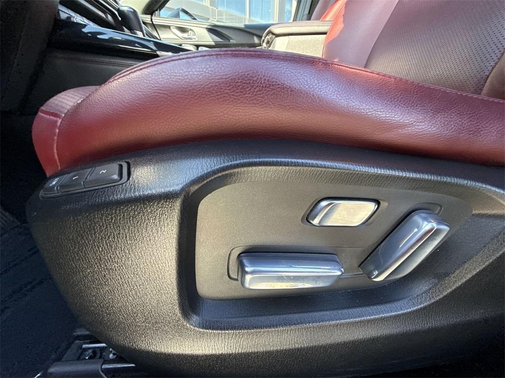 used 2022 Mazda CX-9 car, priced at $28,344