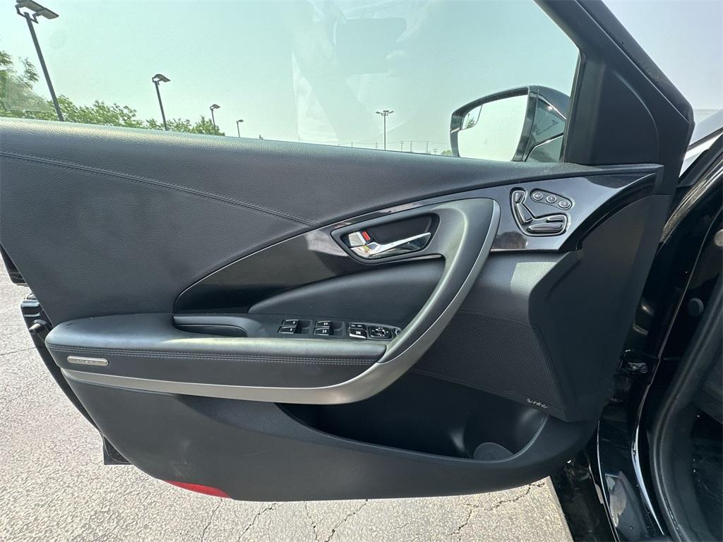 used 2014 Hyundai Azera car, priced at $13,844