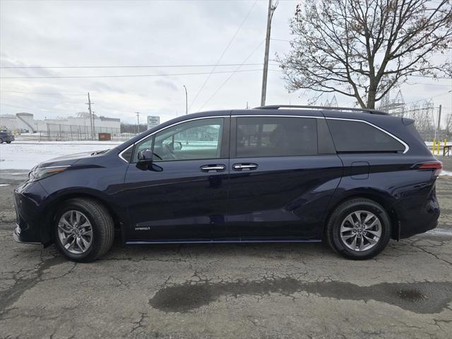 used 2021 Toyota Sienna car, priced at $30,500