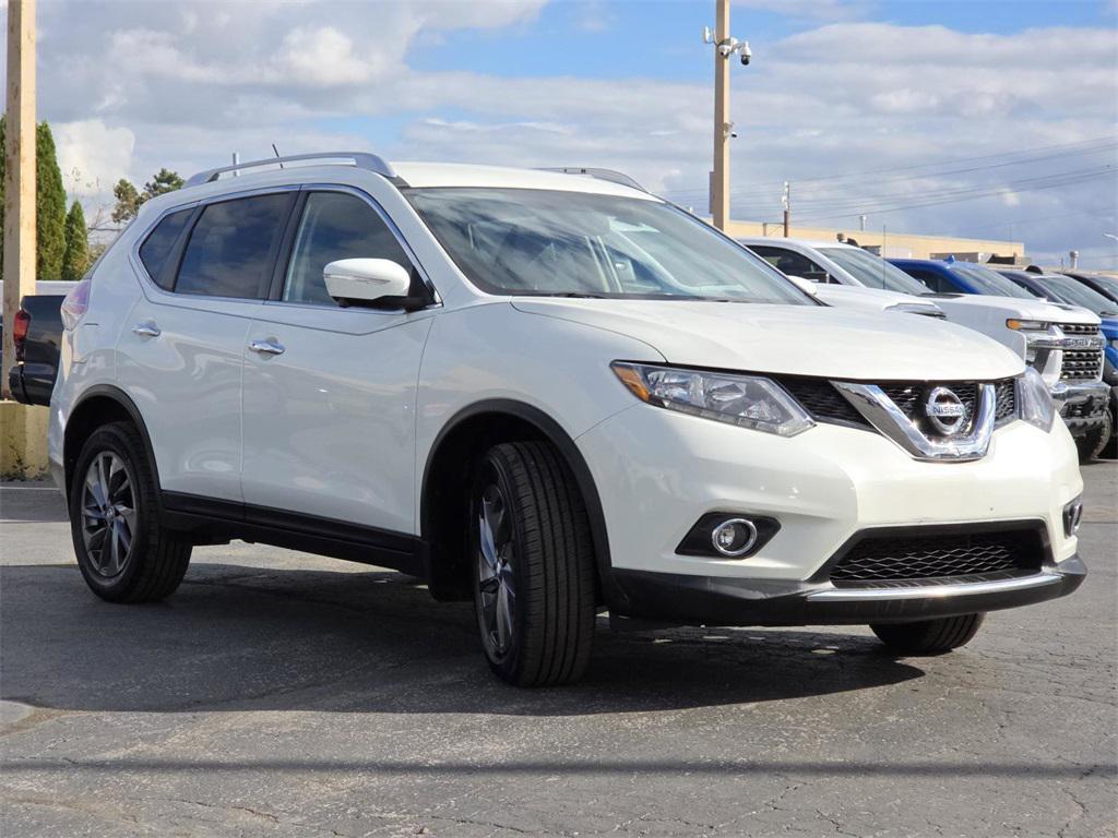 used 2016 Nissan Rogue car, priced at $12,500