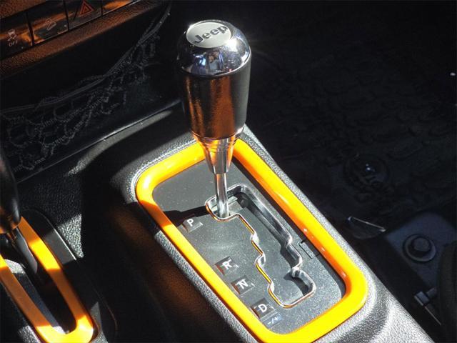 used 2015 Jeep Wrangler Unlimited car, priced at $17,978