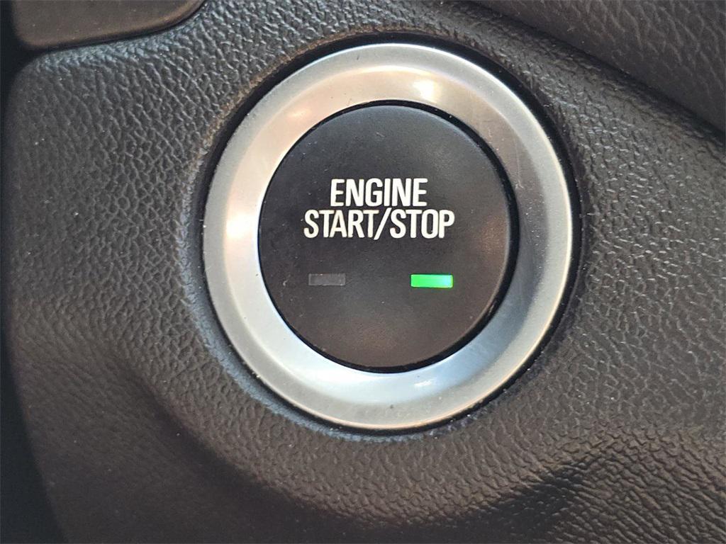 used 2023 Chevrolet Equinox car, priced at $18,291