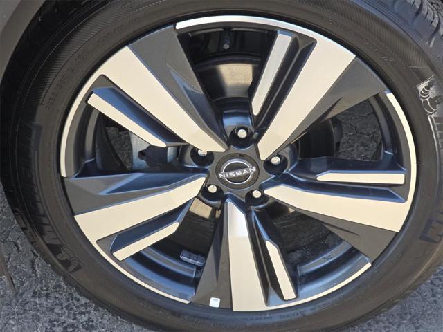 used 2023 Nissan Rogue car, priced at $23,876