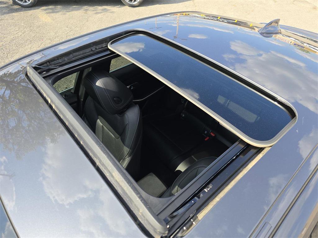 used 2022 BMW 330 car, priced at $24,997