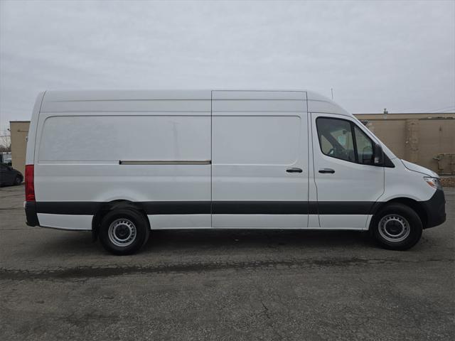 used 2022 Mercedes-Benz Sprinter 2500 car, priced at $35,000