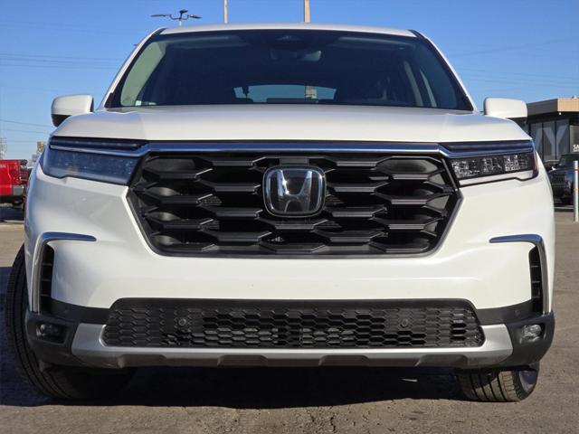 used 2023 Honda Pilot car, priced at $36,000