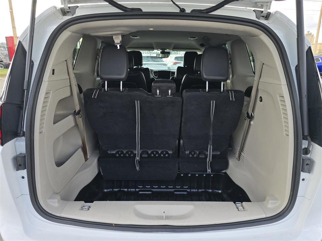 used 2022 Chrysler Pacifica car, priced at $20,800