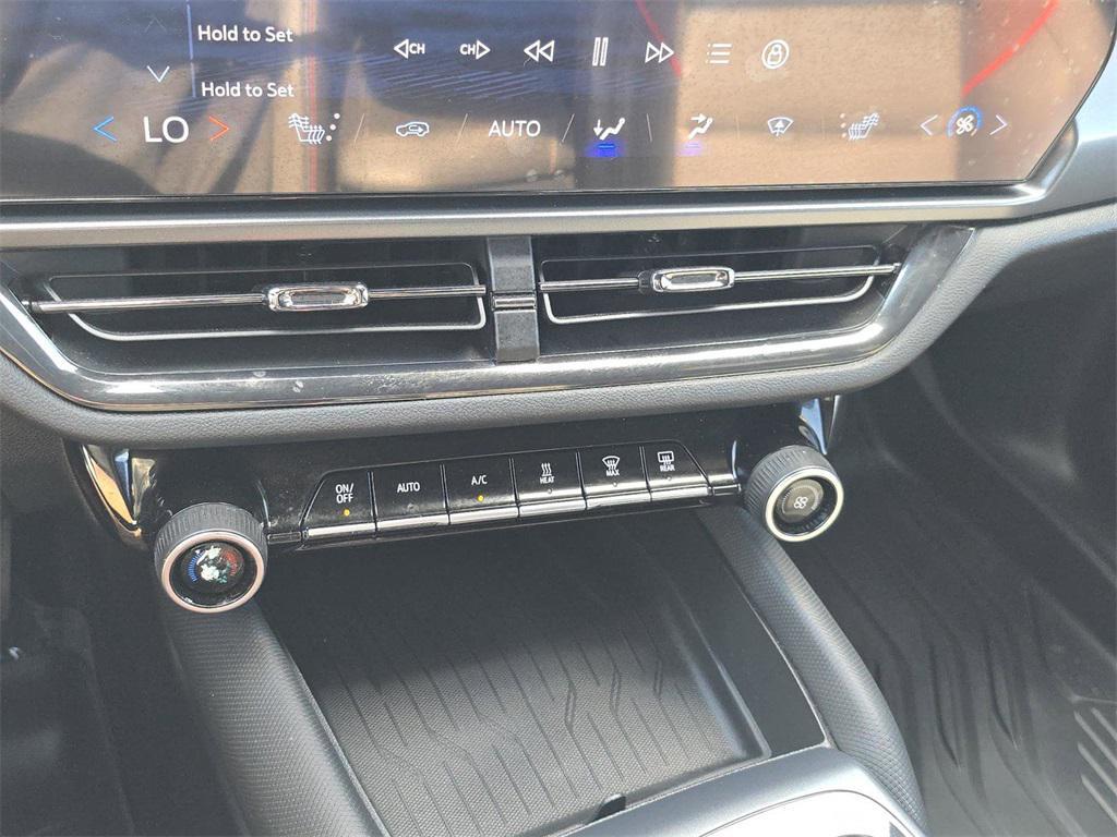 used 2024 Chevrolet Equinox EV car, priced at $27,297